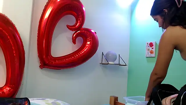 lisbethorney18's cam snapshot