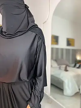 aminaa_'s cam snapshot