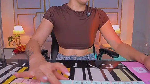 charlotte__grey's cam snapshot