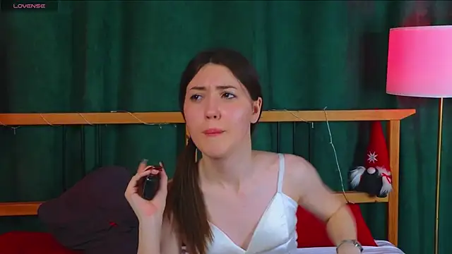 AliceZimmer's cam snapshot