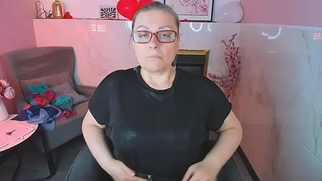 AlexandraKind live sex cam