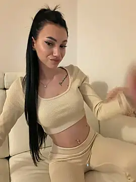 ilariea_girl live sex cam