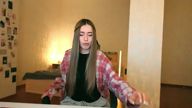 yourrdanceteacher's cam snapshot