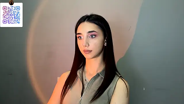 LinaMour's cam snapshot