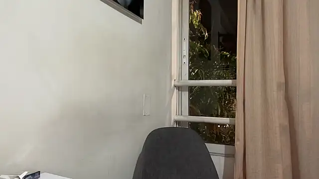 romeolovedark live sex cam