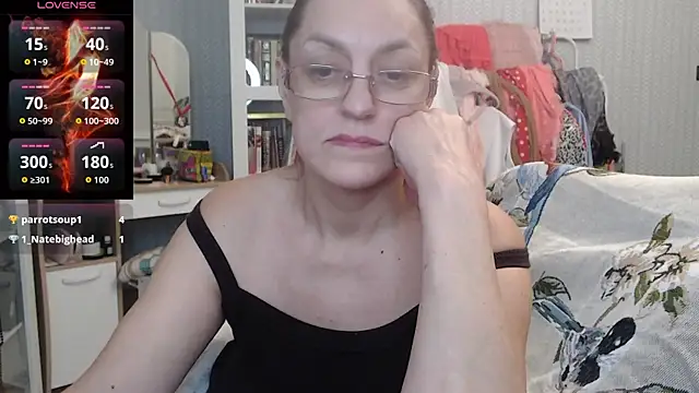 Vivian_Violet_'s cam snapshot