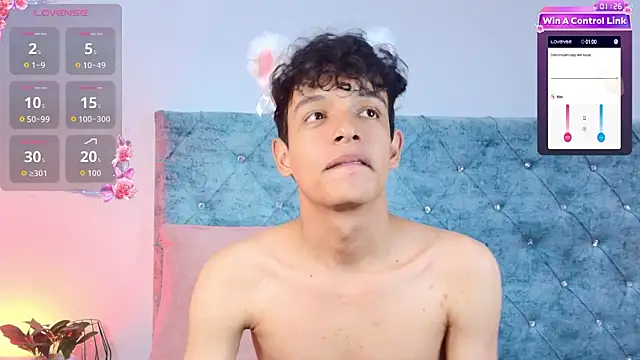 maxfrost_1's cam snapshot