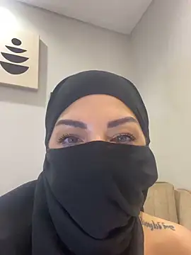 Amberonee31's cam snapshot