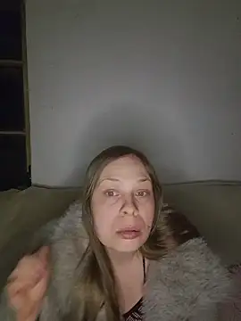 katiestevens's cam snapshot