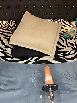 Nicky_gh's cam snapshot