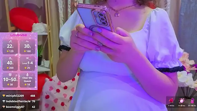 Luisa_Rosee's cam snapshot