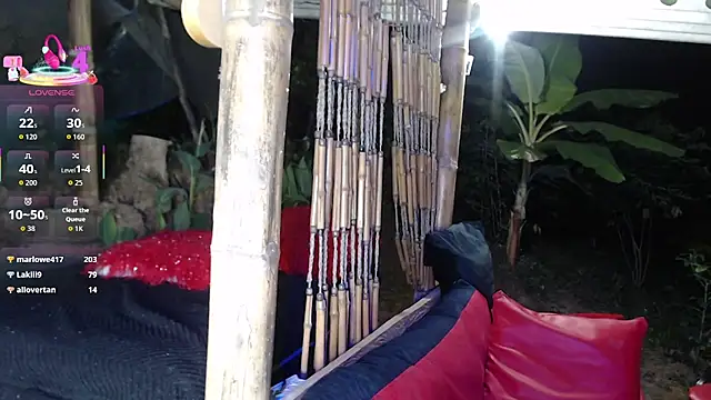 esmeralda_li's cam snapshot