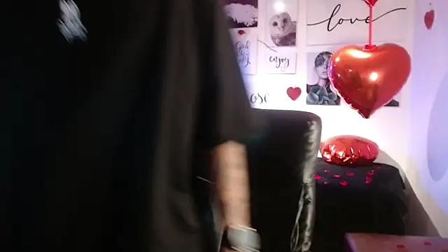 AmethystShadow17's cam snapshot