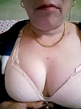 small-house123 live sex cam