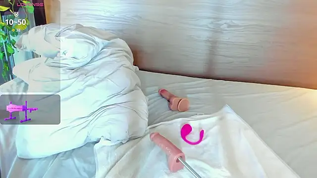 alexamonroe_'s cam snapshot