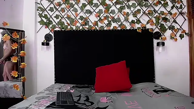 vsamanthaper1's cam snapshot