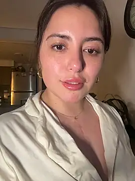 sukhakunis1 live sex cam