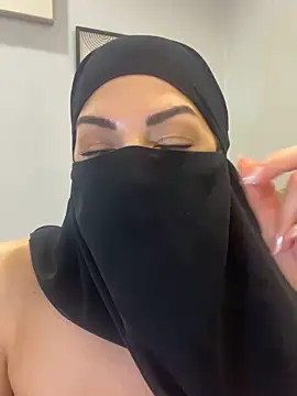 Amberonee31 live sex cam