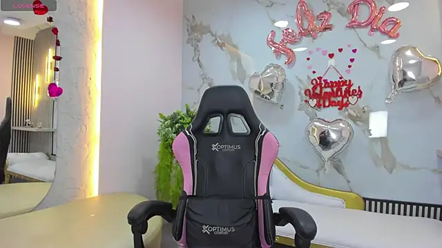 sofi__18_'s cam snapshot