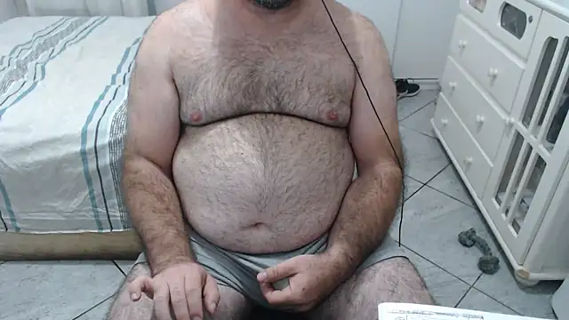 MysterBearMG live sex cam