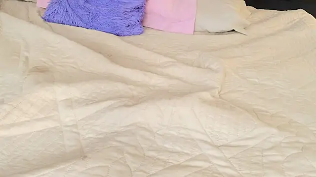 Amelie_saenz's cam snapshot