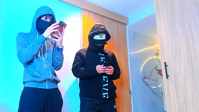 TheBatMansion's cam snapshot