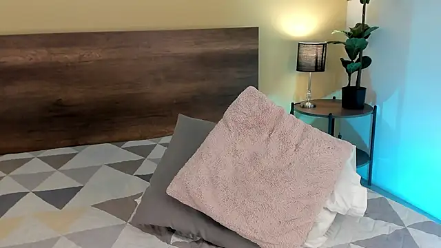 Angel_eros_'s cam snapshot