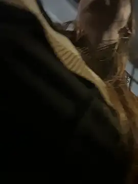 Cloew_Marz live sex cam