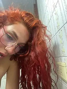 PrettyChloe_'s cam snapshot