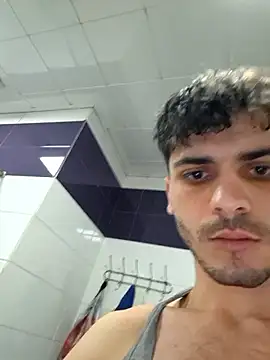 Handsomeboy3344 live sex cam