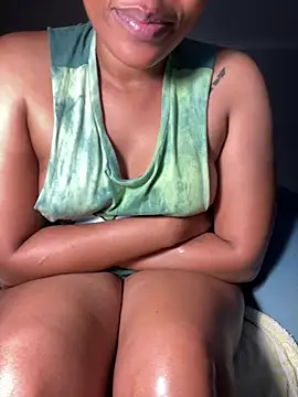 WaterMommy live sex cam