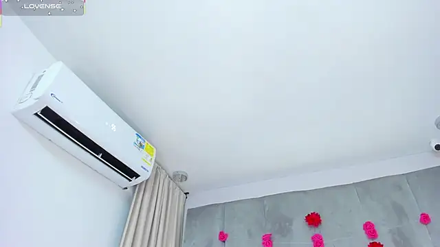 tifanyhills_ live sex cam