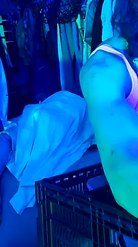 gurlnips live sex cam