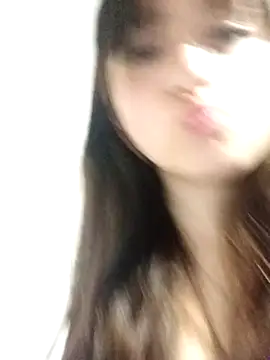 dieciochoyundia live sex cam