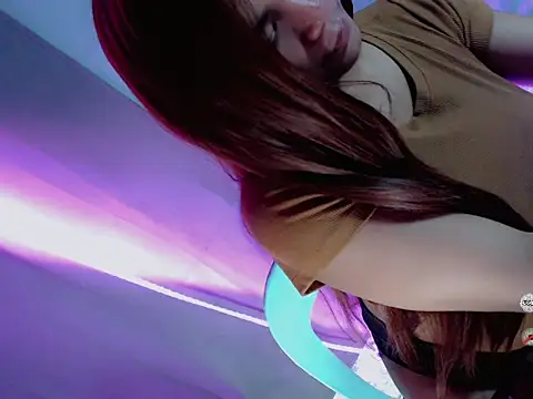 slutty_piinkie live sex cam