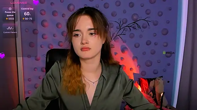 liana_kisses live sex cam