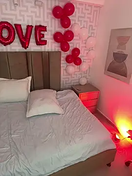 naishaa_'s cam snapshot