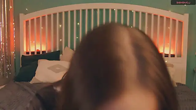 AprilFarrowy's cam snapshot