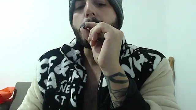 thomas_gun live sex cam