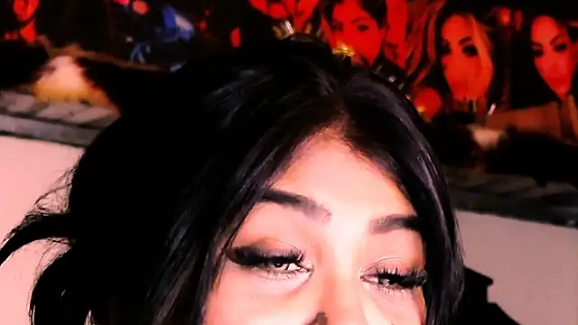 indian_dreamgirl's cam snapshot