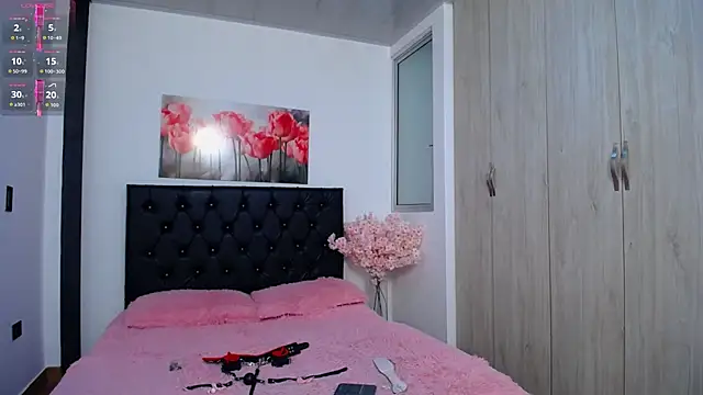 pinky_f00x live sex cam