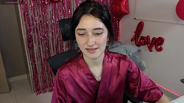 AlessandraLB's cam snapshot