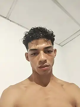 Brayanellatino live sex cam