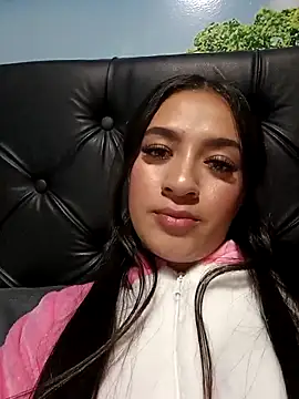 MiQeilaSweet live sex cam