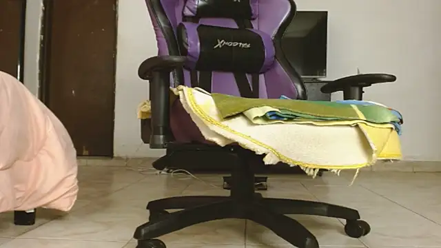 Alanni_parker live sex cam