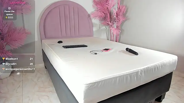 Nalapalmer live sex cam