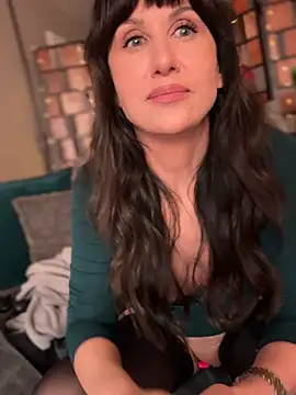 Fiona_Kent_'s cam snapshot