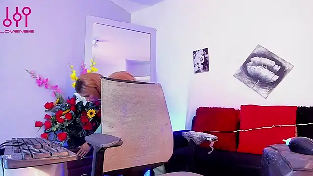 La_Perversa69 live sex cam