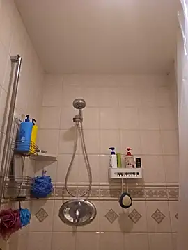 Roddog18 live sex cam