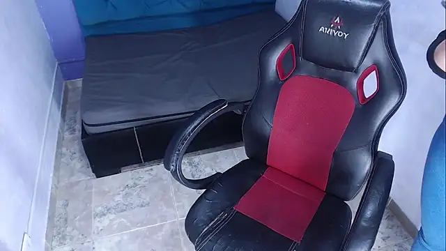 asimona_paezcm's cam snapshot